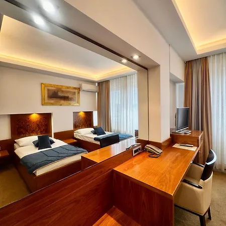 Exclusive Otel
